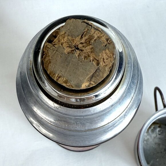 Icy Hot Thermos Vacuum Bottle 8.5" 1950s - Picture 11 of 11